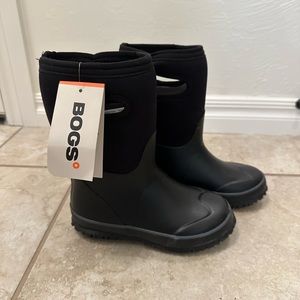 Bogs kids 13, BLACK, NWT